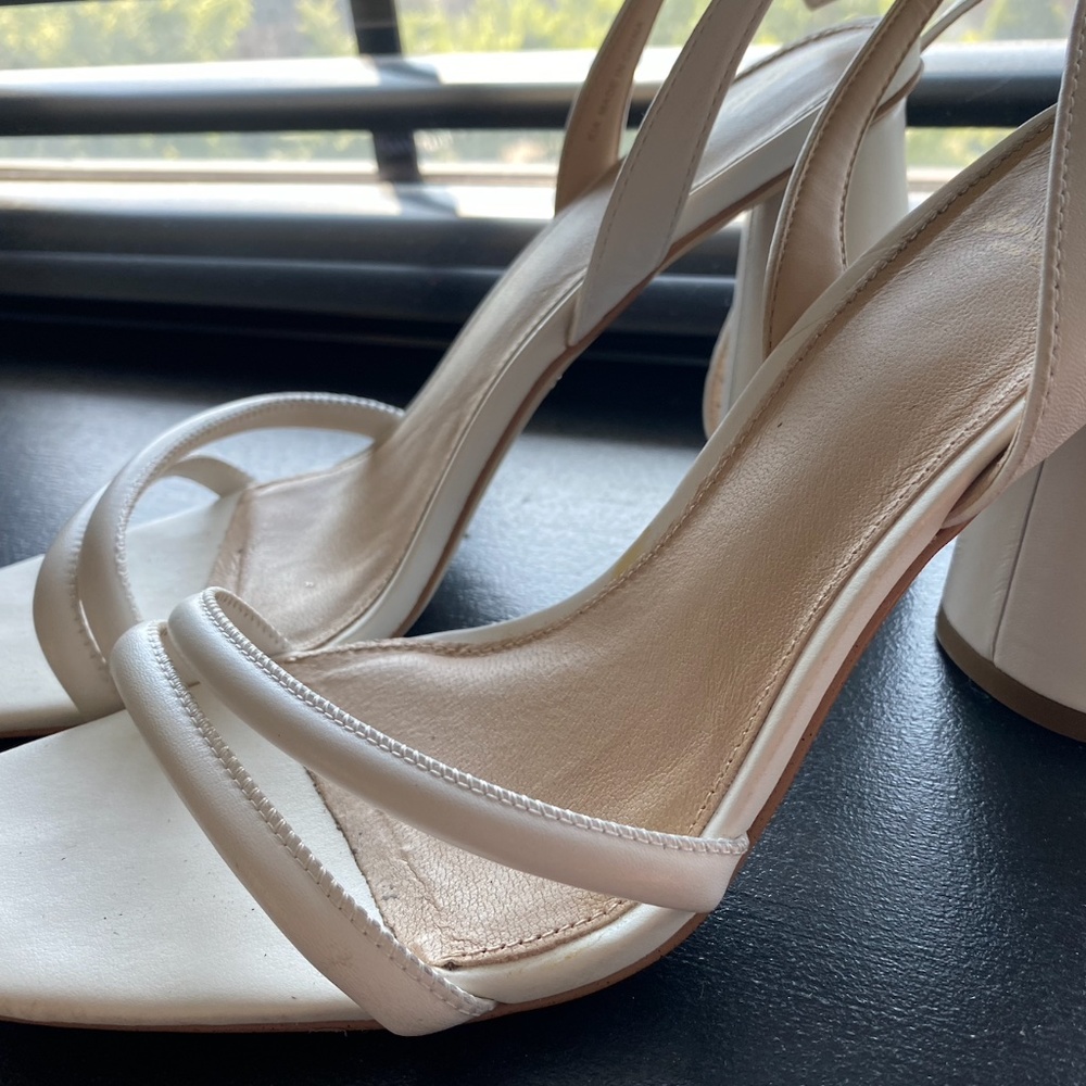 Sam Edelman 9.5 White heels